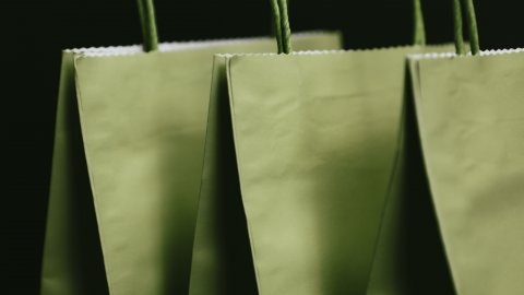 Rüyada Yeşil Çanta Görmek Ne Anlama Gelir?